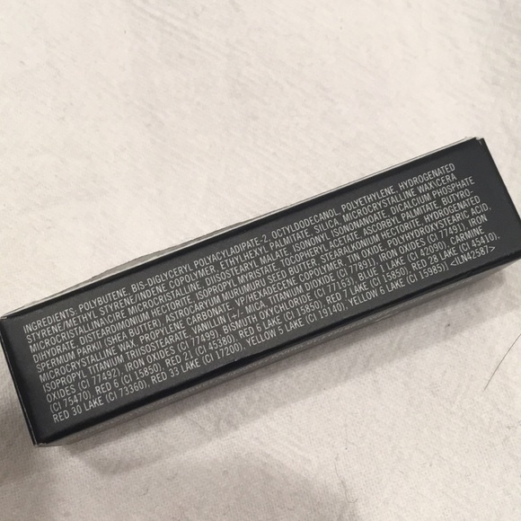 ♣️3/25$ MAC: Liptensity Lipstick in Burnt Violet - Picture 6 of 7